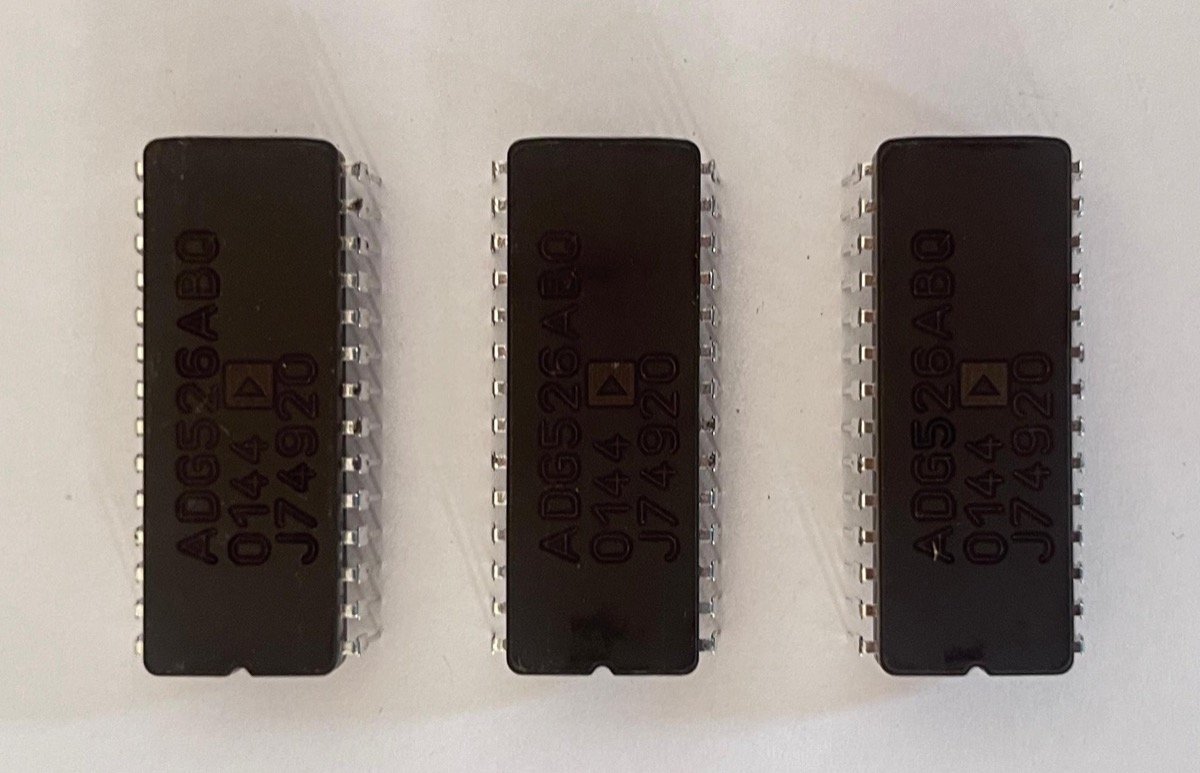 Analog Devices ADG526ABQ 16-Channel Analog Multiplexer